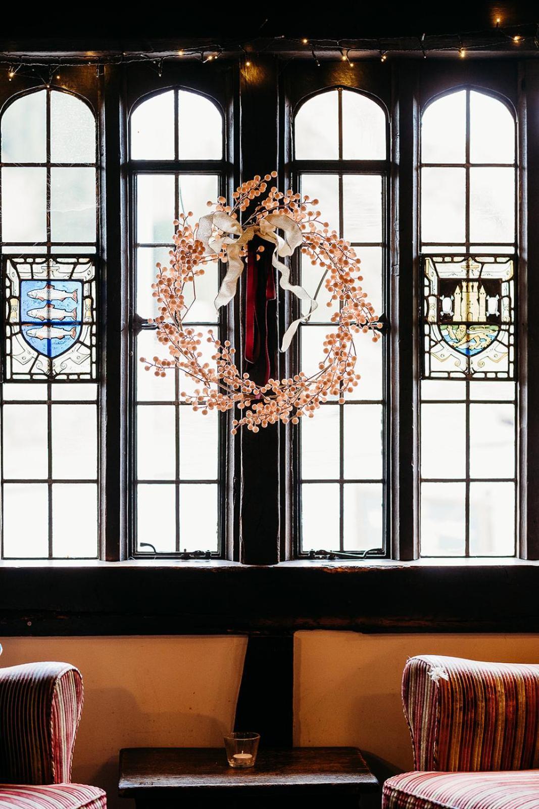 The Crown Inn Chiddingfold Bagian luar foto