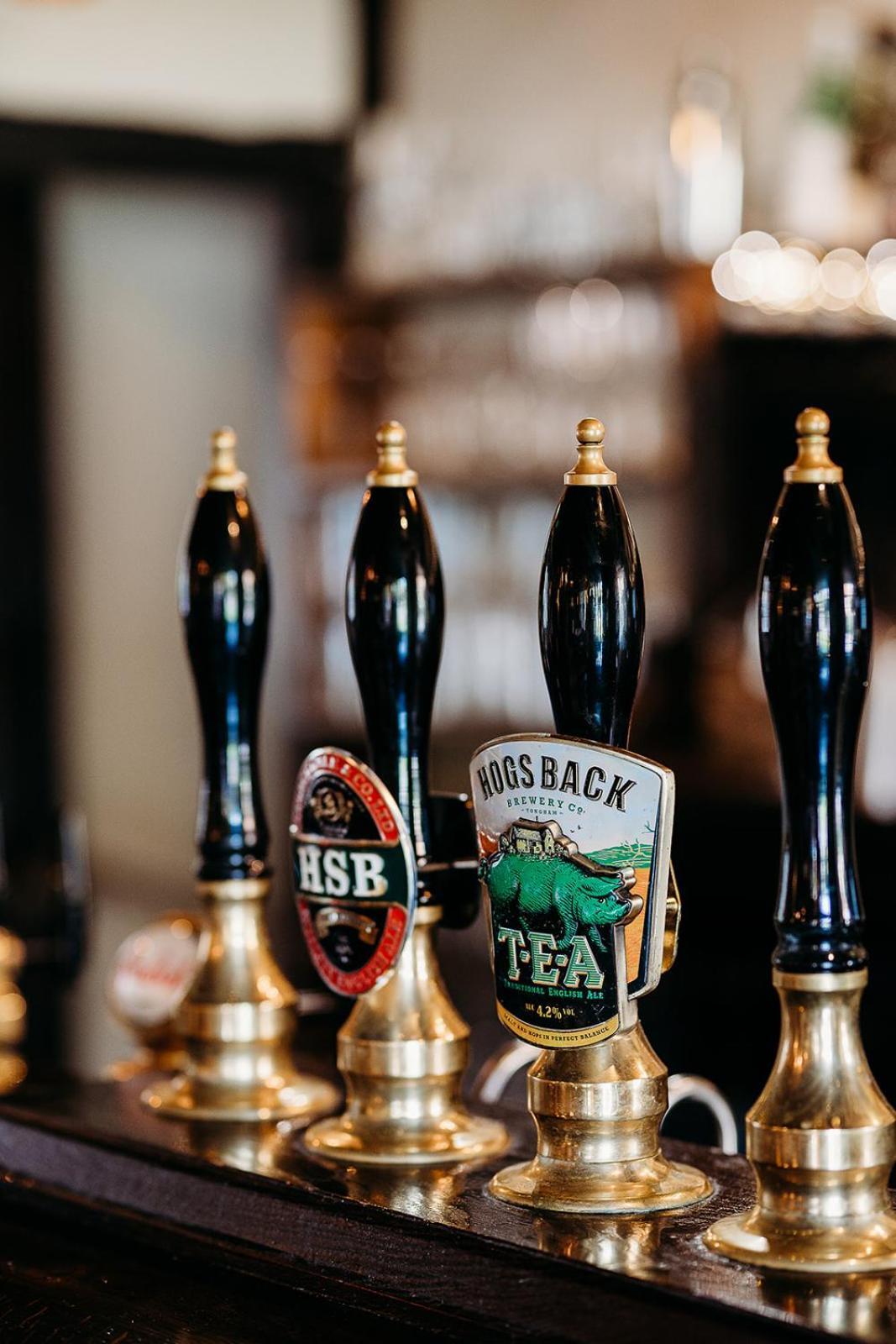 The Crown Inn Chiddingfold Bagian luar foto