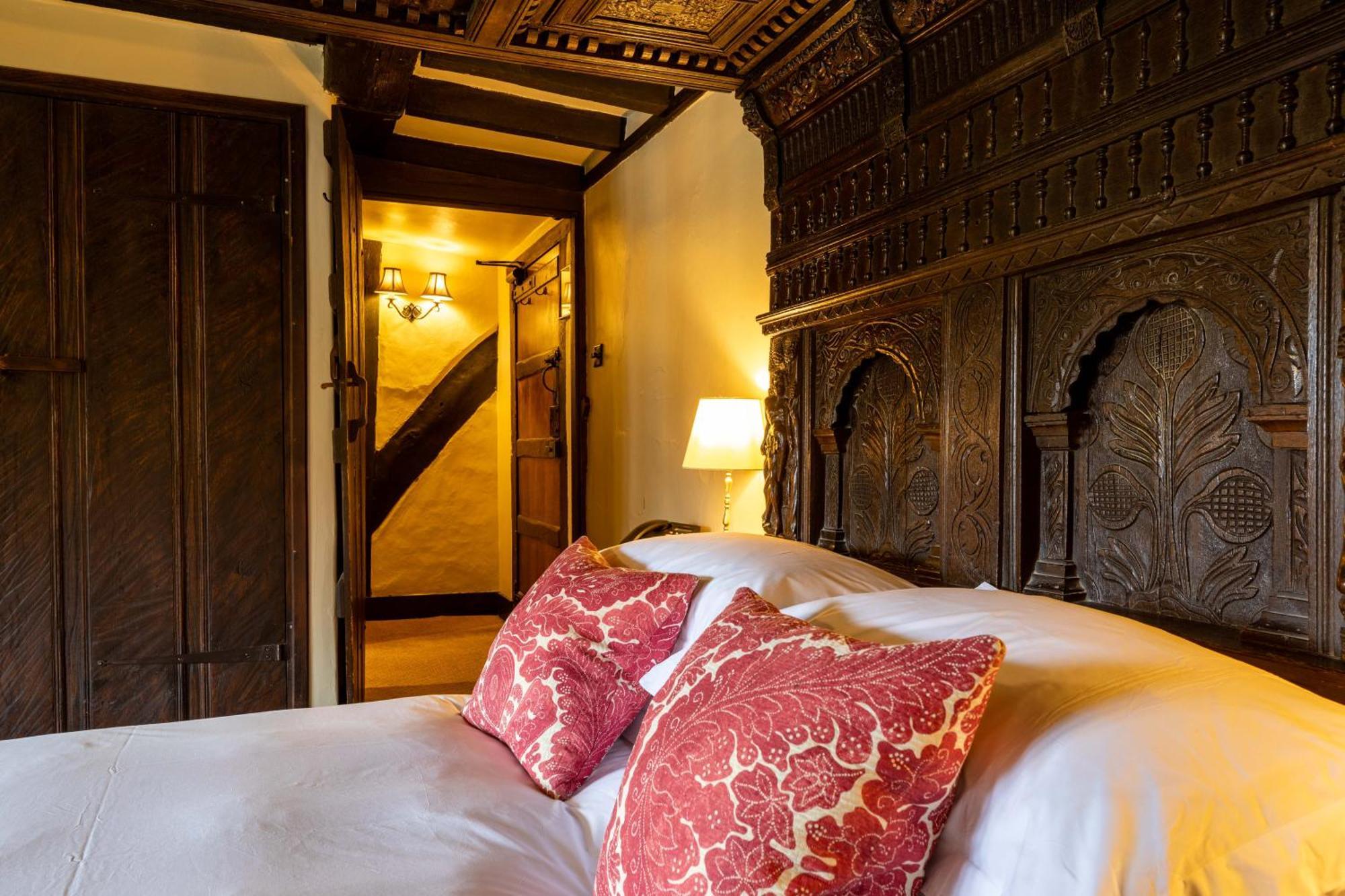 The Crown Inn Chiddingfold Ruang foto