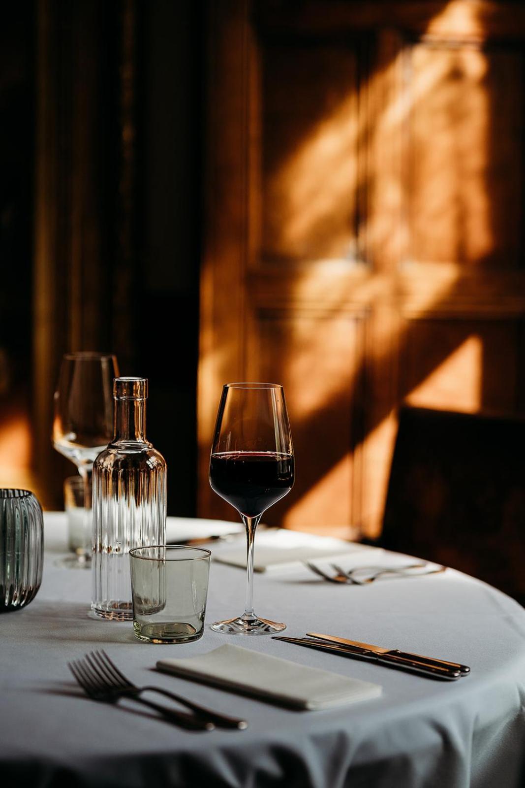 The Crown Inn Chiddingfold Bagian luar foto